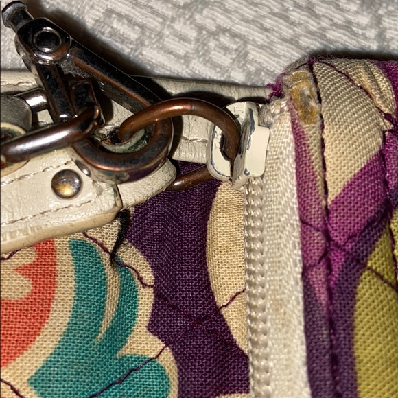Vera Bradley Wristlet / Wallet - Picture 5 of 10
